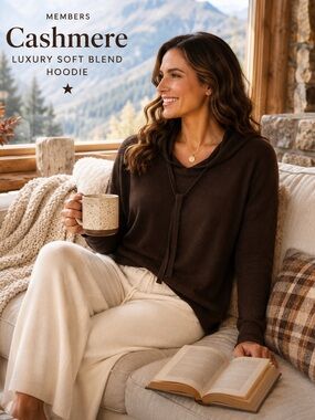 Luxury Cashmere Blend Hoodie Chocolate Brown Soft Knit Pullover Cozy Size Small